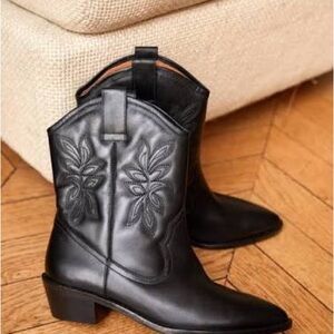 Sezane Black Leather Western Boots